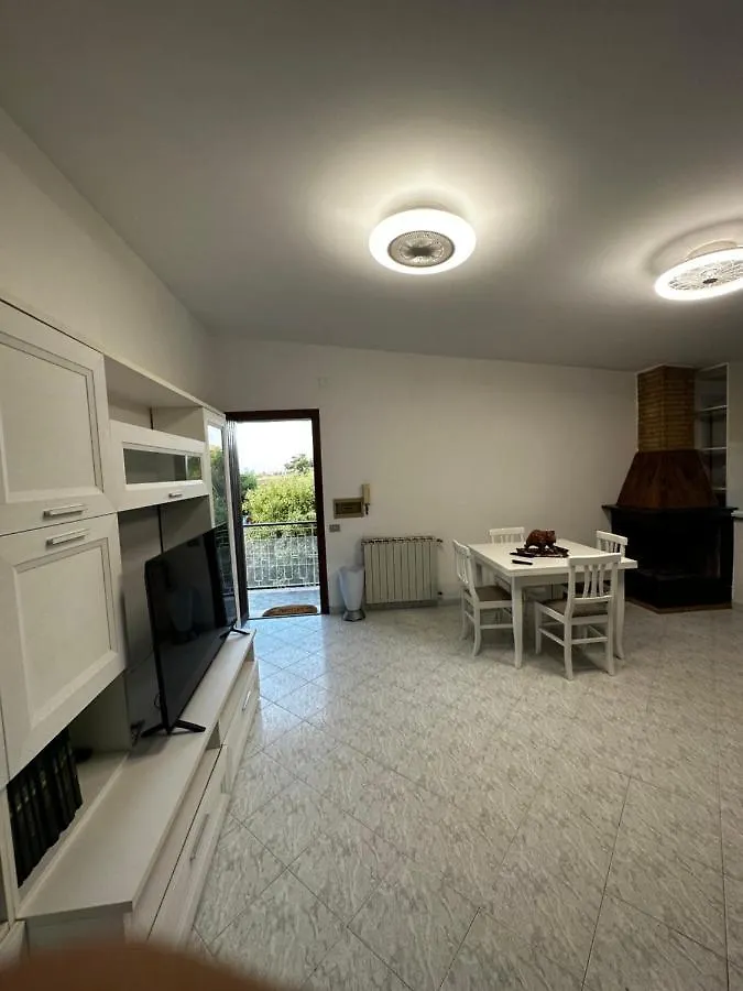 Le Tre Giade Fiumicino Apartment Focene 0*,